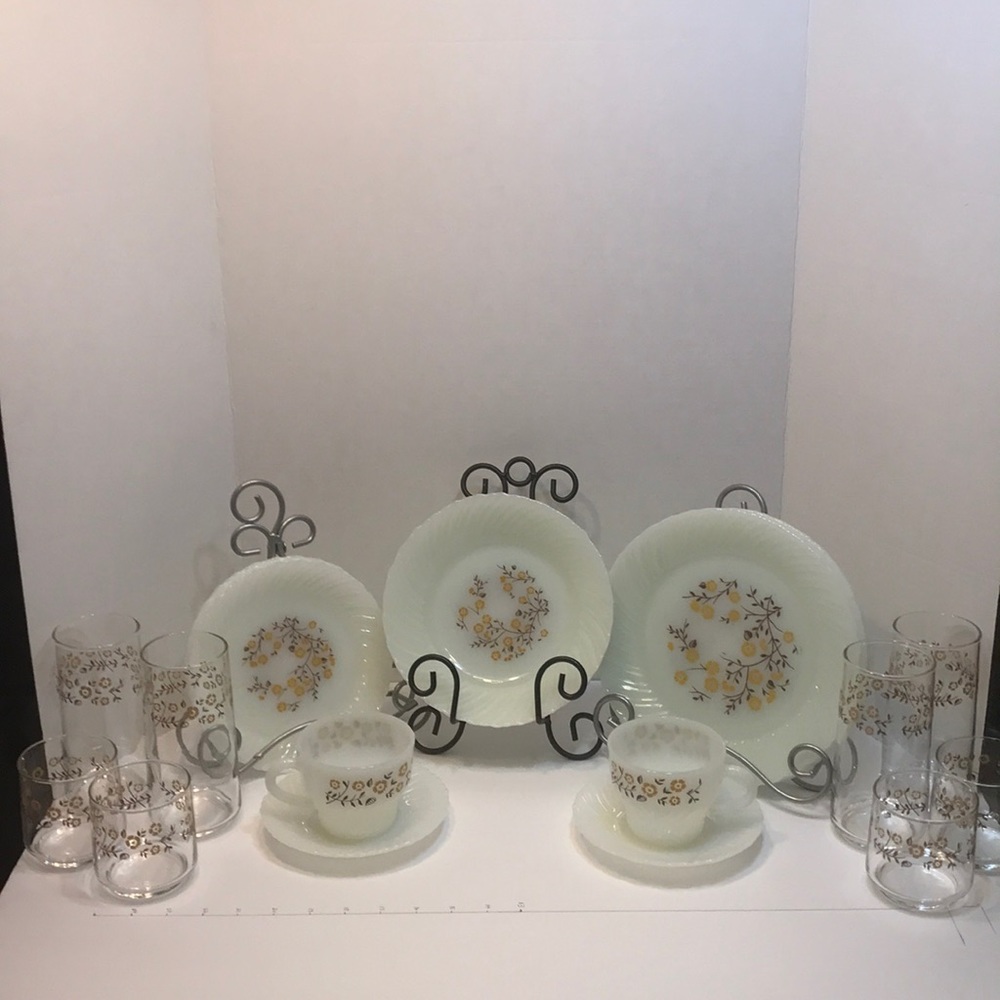 Rare 1960 Dinnerware (24pc) Termocrisa Milk Glass